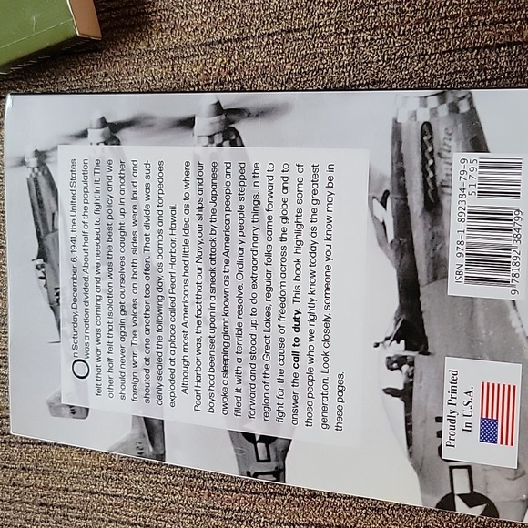 Book Bundle - Picture 3 of 9